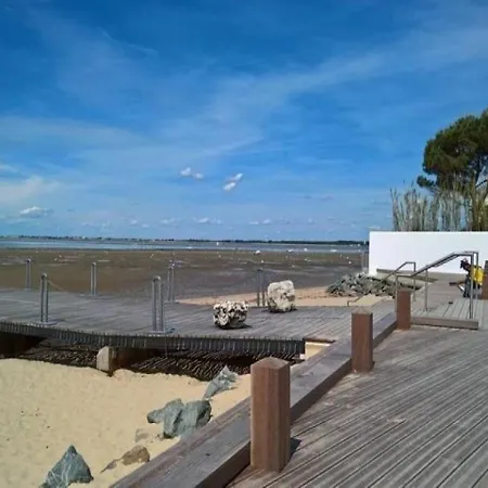 1 Villa Arvert